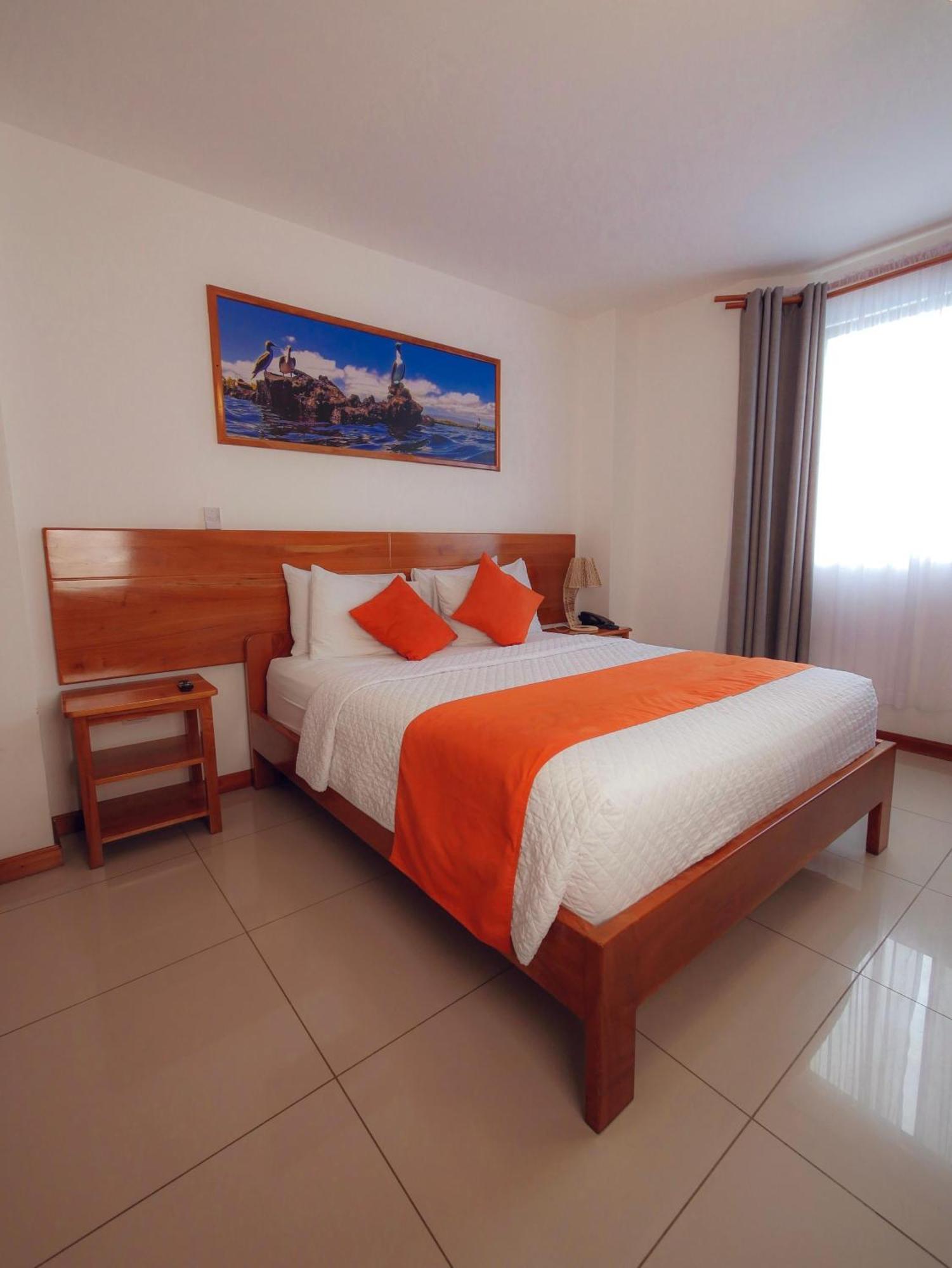 El Descanso Del Guia Puerto Ayora  Ngoại thất bức ảnh