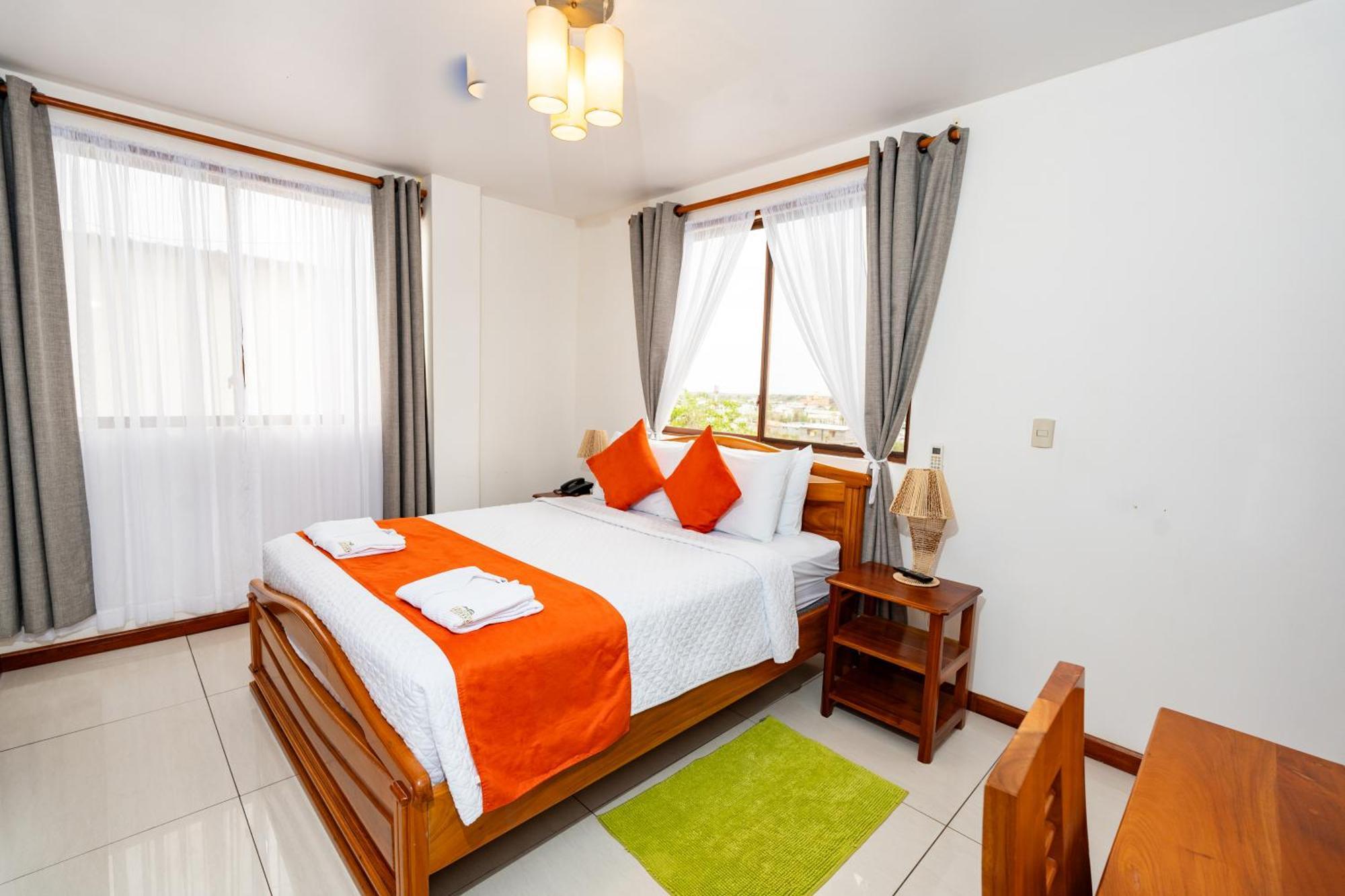 El Descanso Del Guia Puerto Ayora  Ngoại thất bức ảnh