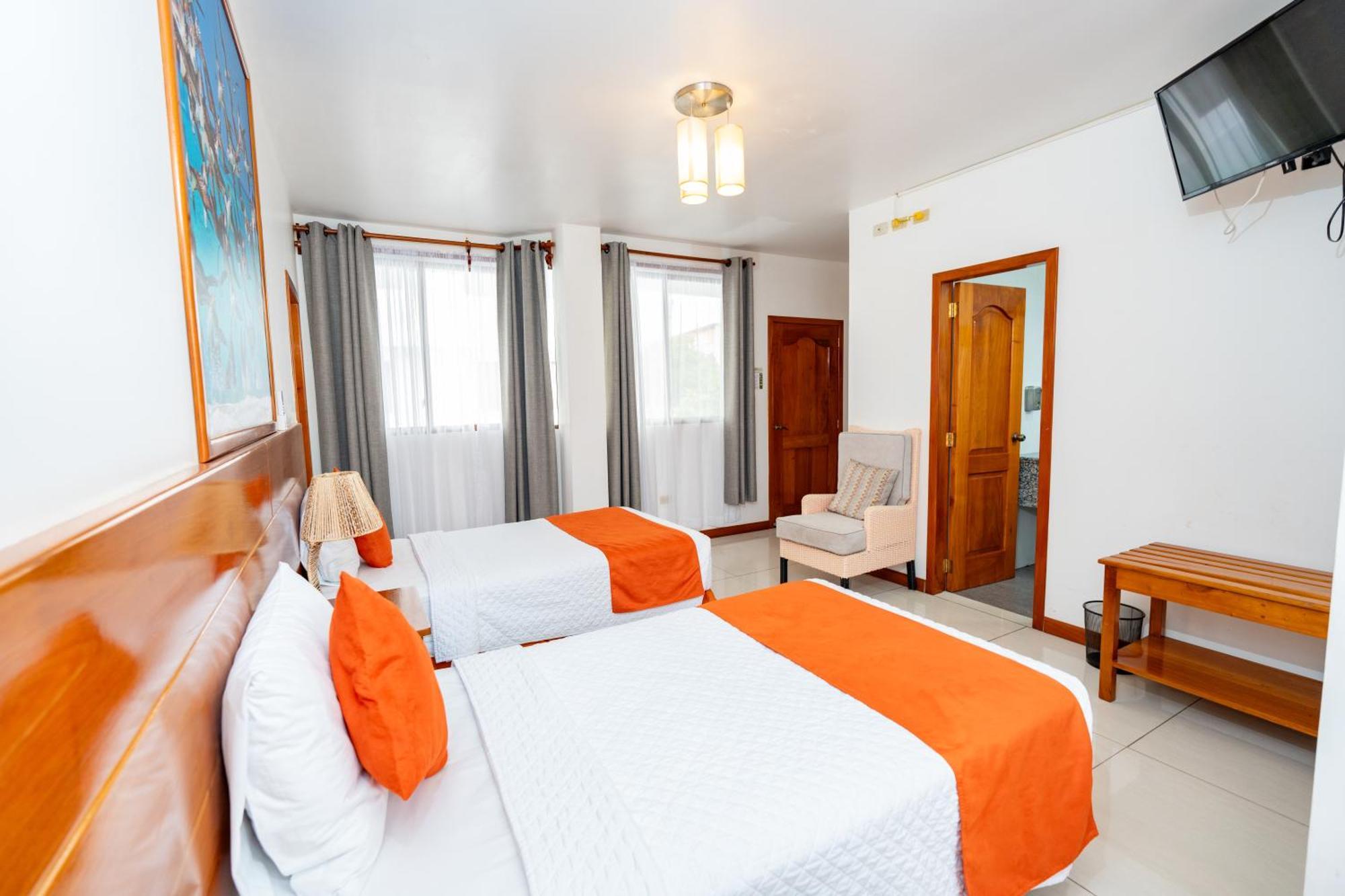 El Descanso Del Guia Puerto Ayora  Ngoại thất bức ảnh