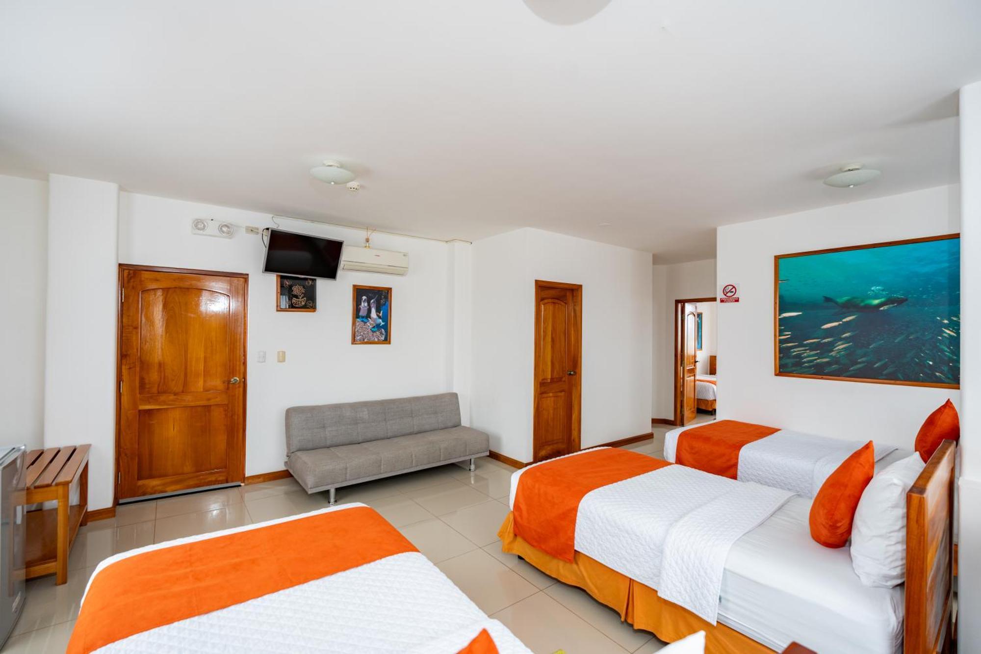 El Descanso Del Guia Puerto Ayora  Ngoại thất bức ảnh